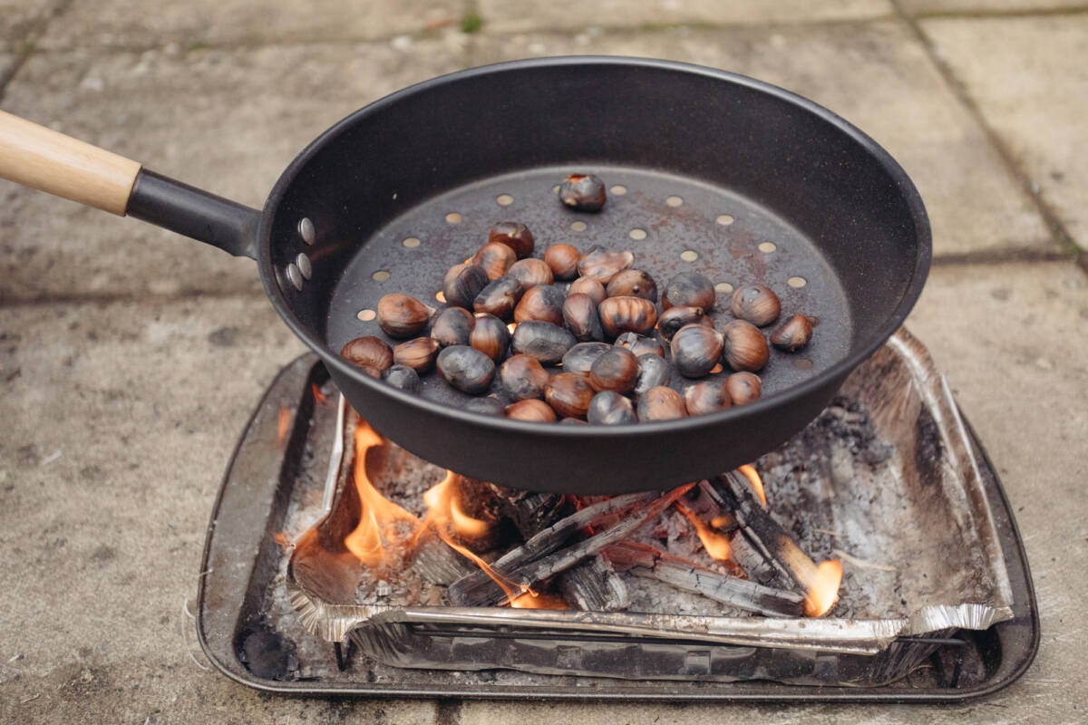 https://www.teawashere.com/wp-content/uploads/2020/11/roast-chestnuts-on-fire-3.jpg