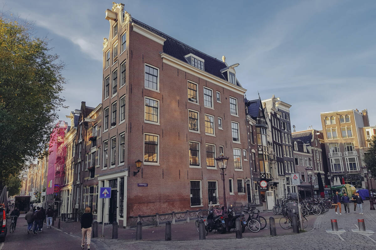 Call-of-Duty-Modern-Warfare-Amsterdam-Locations